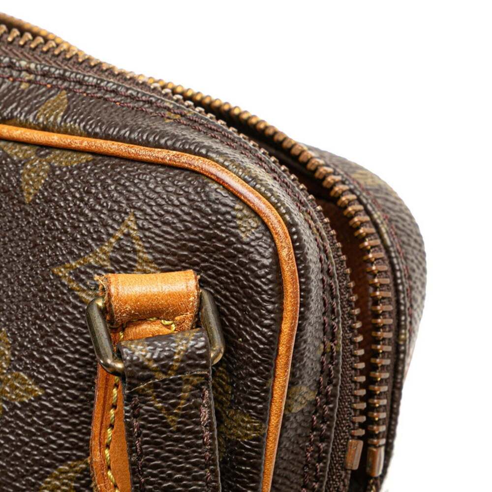 LOUIS VUITTON Authentic Brown Monogram Leather Pochette Shoulder Bag - Picture 5 of 11